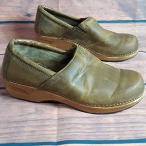 ll bean womens clogs